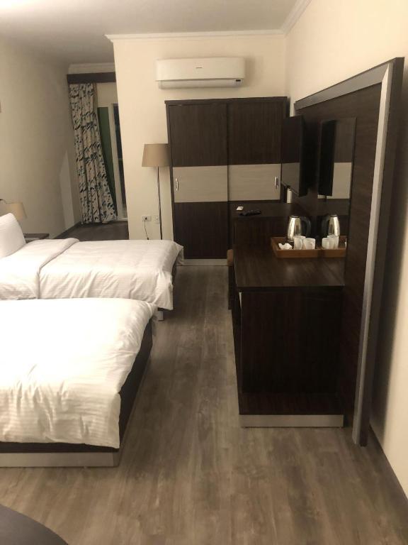 Двухместный номер Standard 2 отдельные кровати в Pyramid Edge Hotel & Exclusive Pyramids View Rooftop