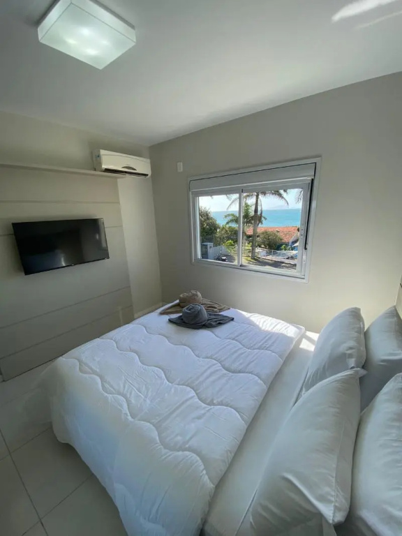 Deluxe Apartment with balcony