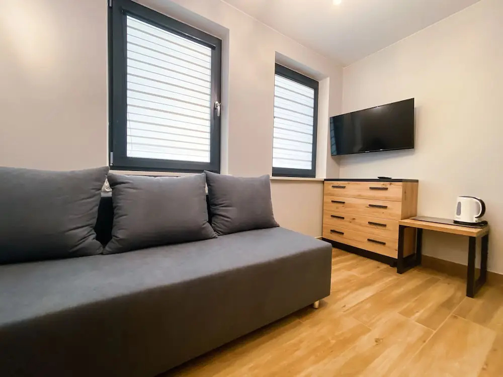 Economy room