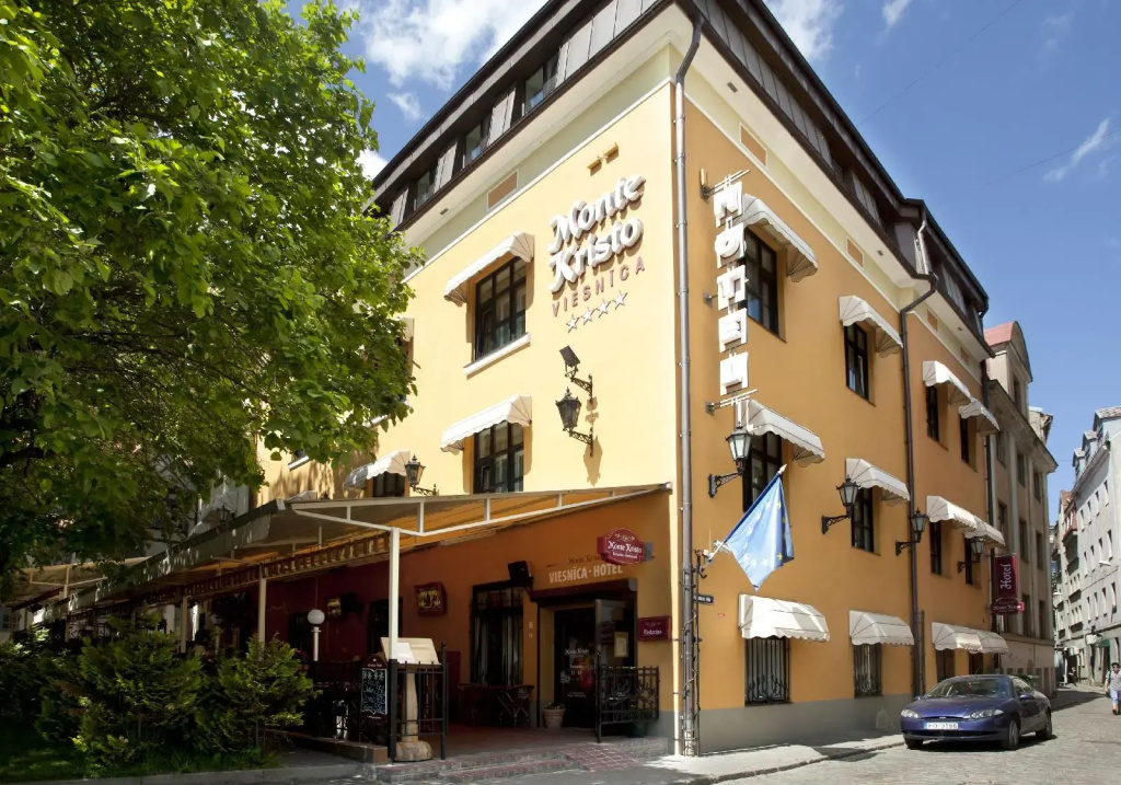Monte Kristo Hotel - Général