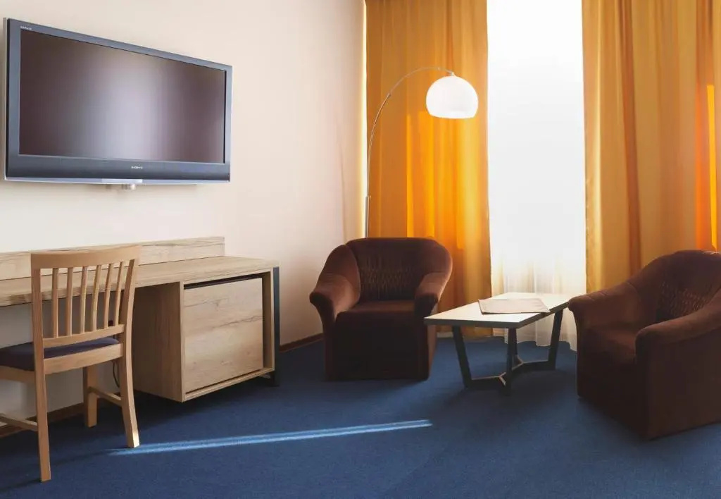 Deluxe Suite