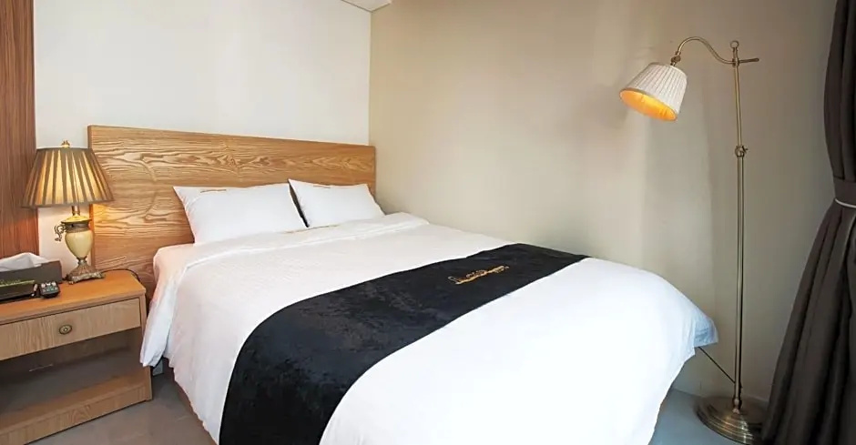 A-One Hotel - Chambres