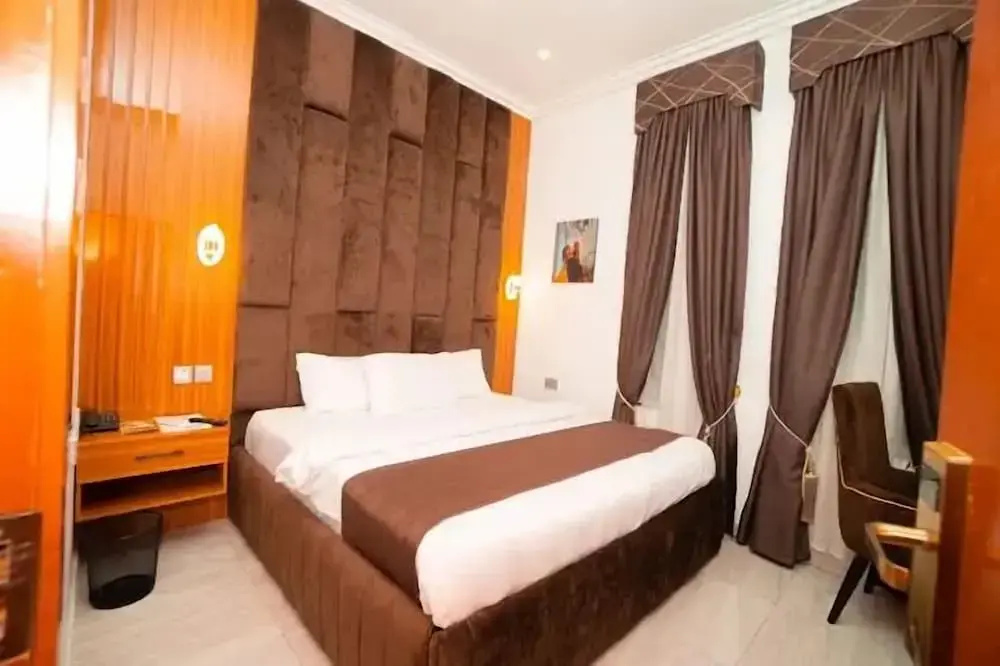 Hotel photo 5