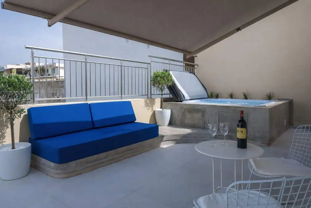 Irakleio Notos Boutique Aprtmnts 3 Private Jacuzzi