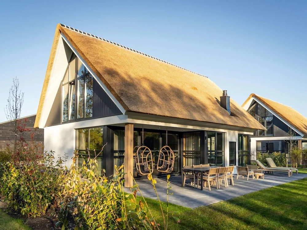 Luxury Villa With Sauna Near the Beach