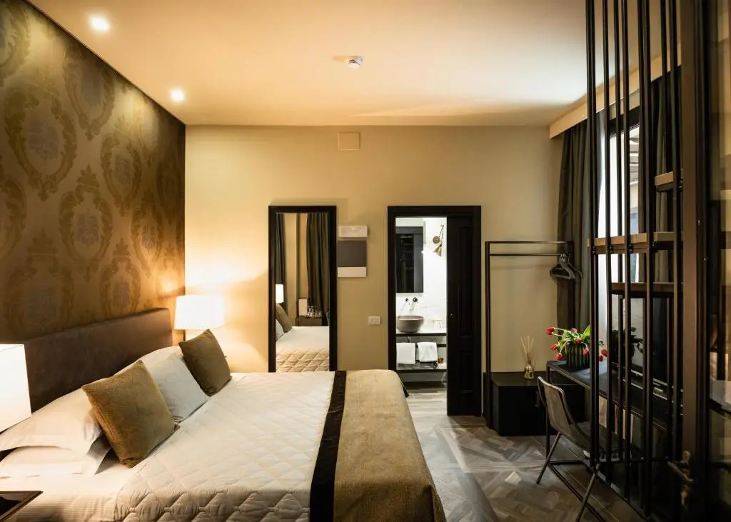 Superior Double room (full double bed)