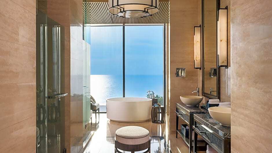 Intercontinental Phu Quoc Long Beach Resort