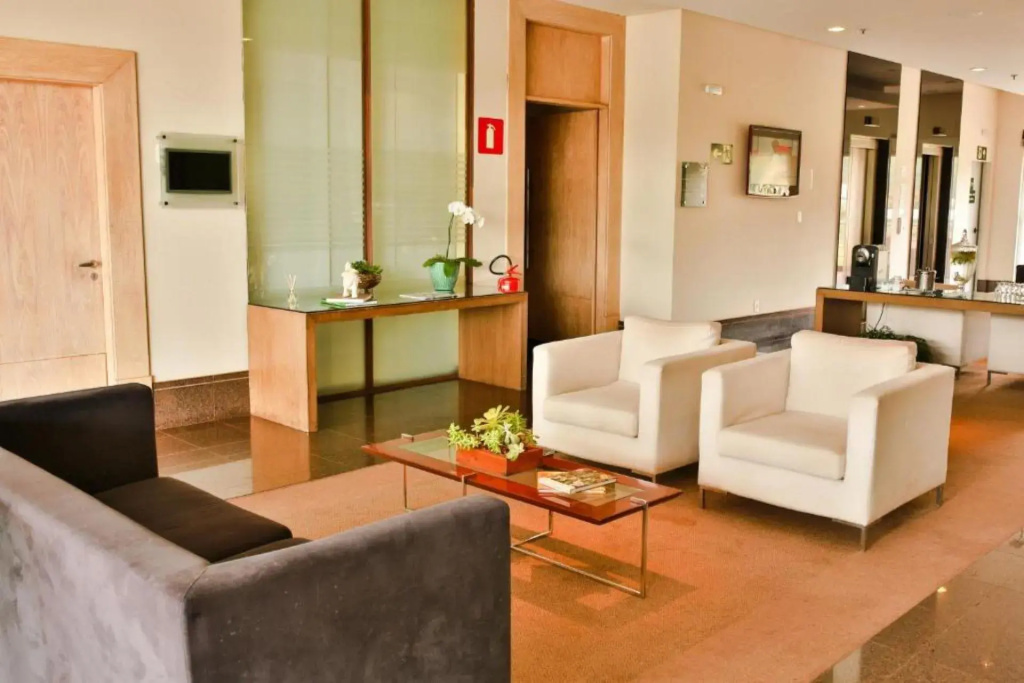 Lobby & Reception