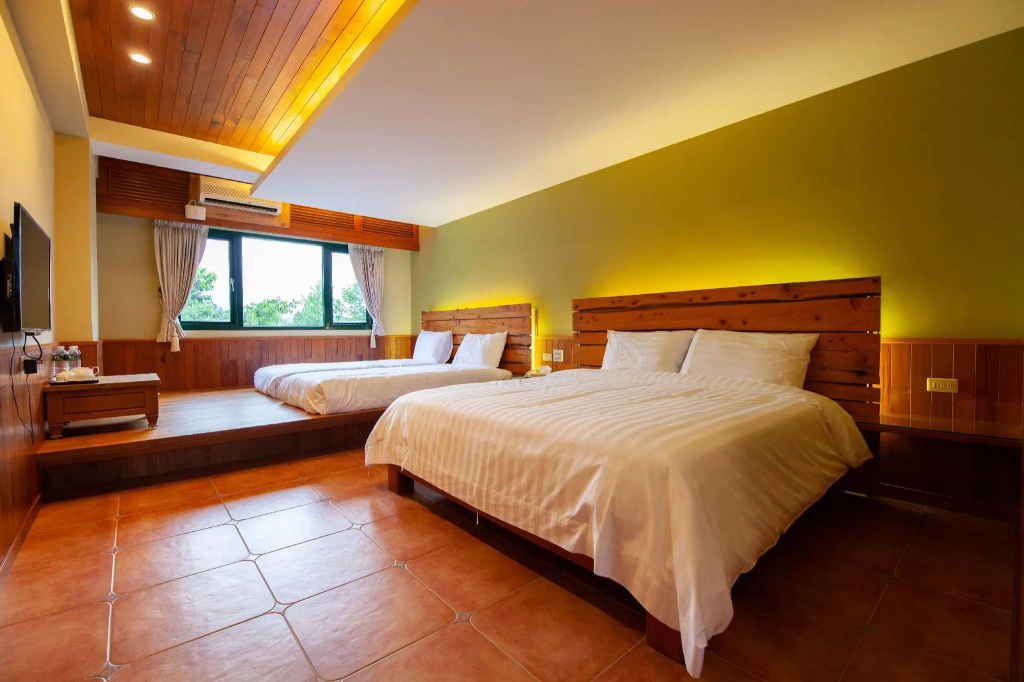 Deluxe Quadruple room