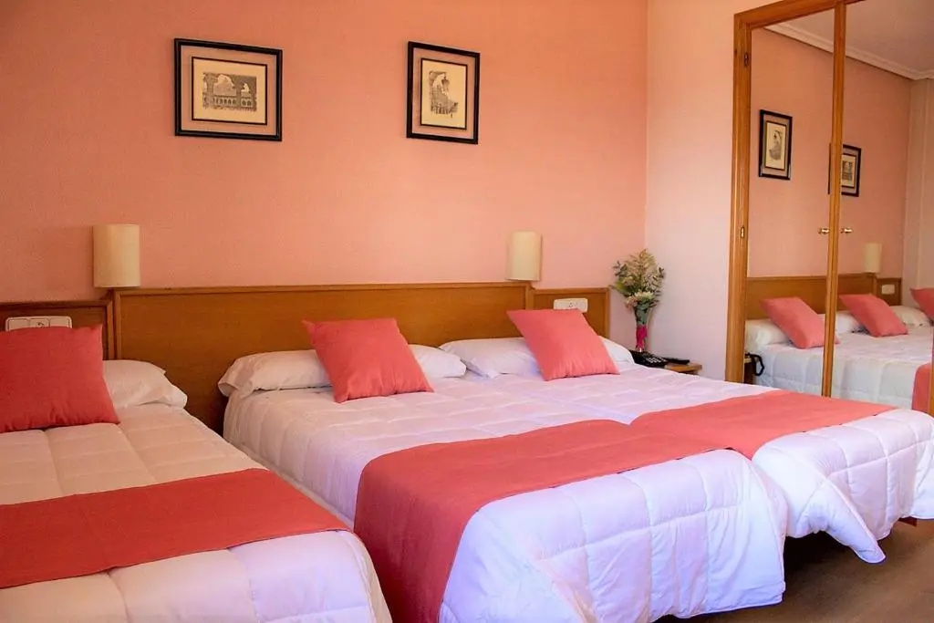 Hotel Helmántico - Chambres