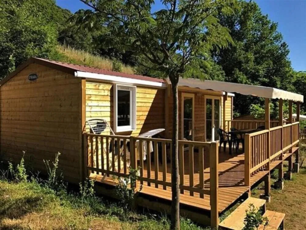 Camping Les Cerisiers Du Jaur