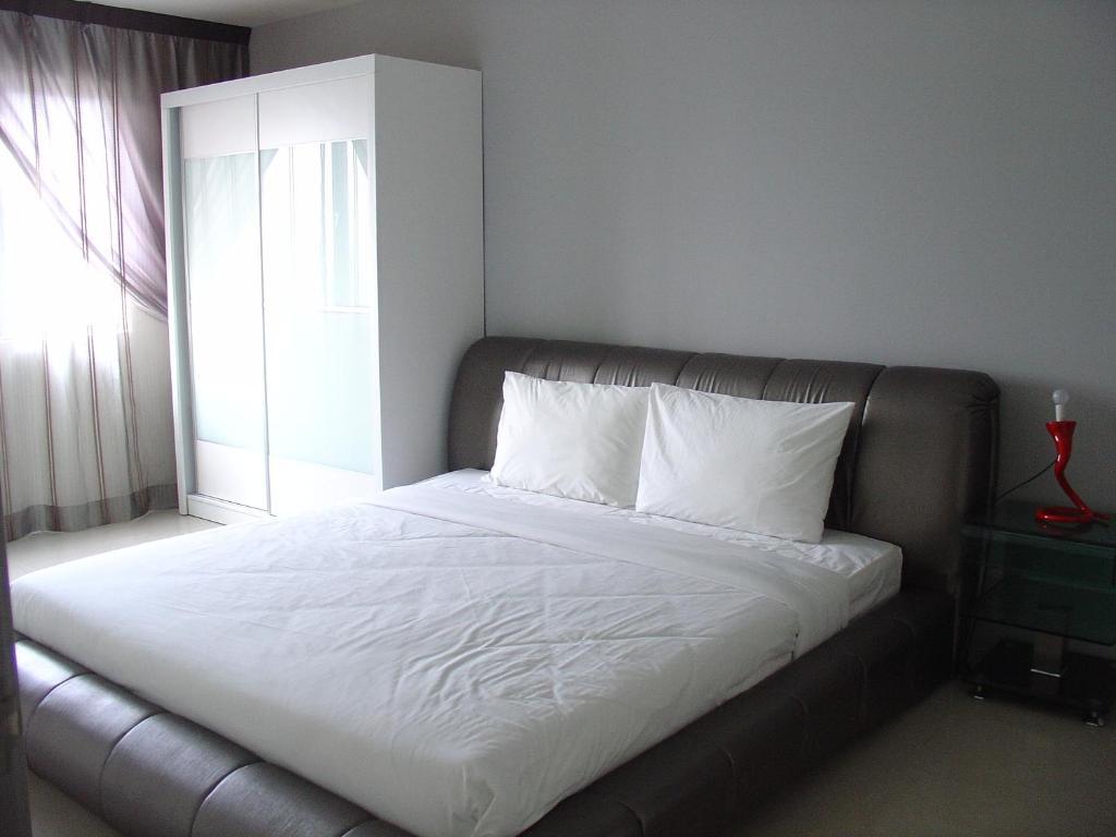 Duta Hotel & Residence