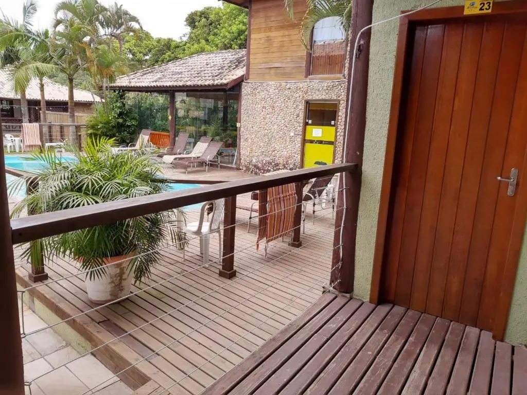 Standard Triple room with pool view