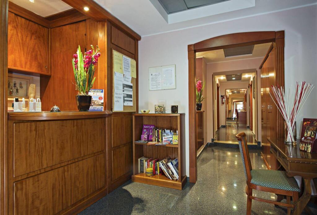 Hotel Ercoli by null