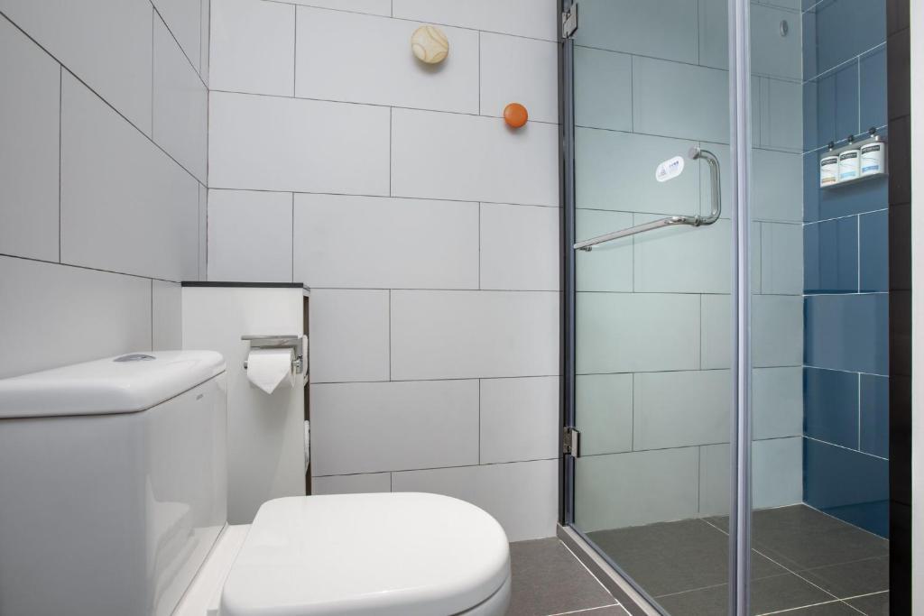 Двухместный номер Standard двуспальная кровать в Holiday Inn Express Guiyang Qingyan by IHG