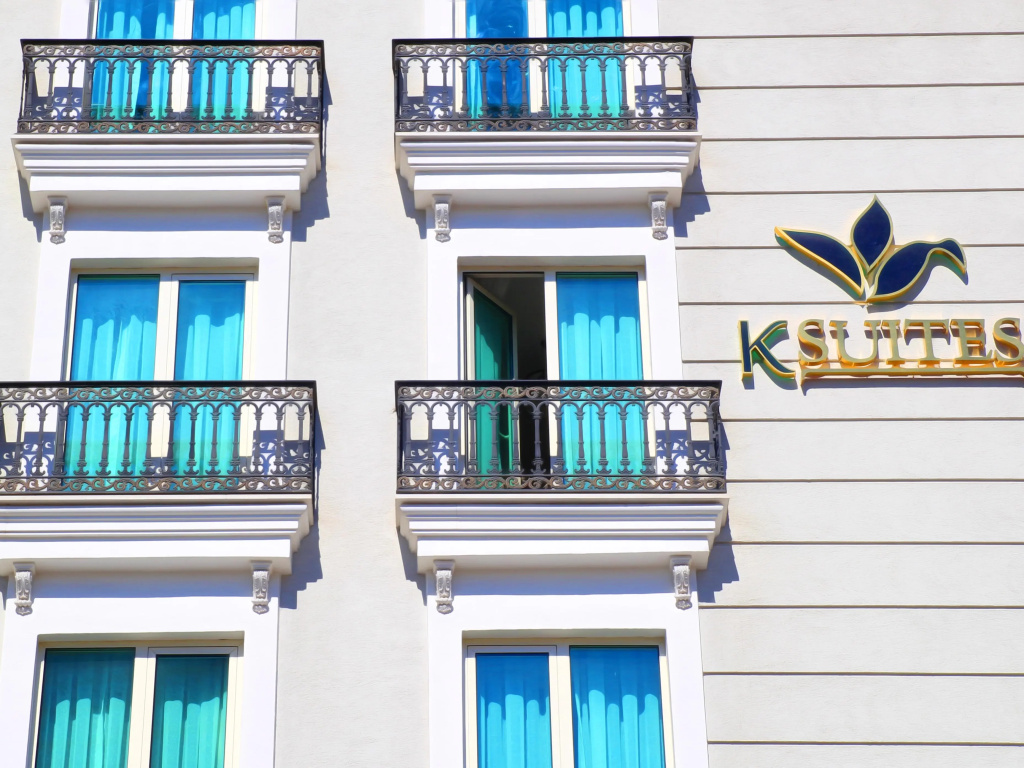 K Suites Hotel — фото