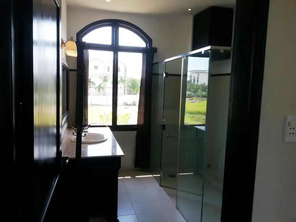 2 Bedrooms Comfort Apartment with balcony and with partial ocean view