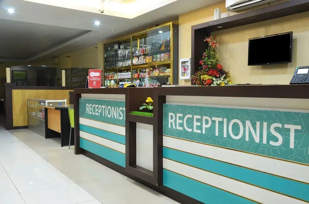 Zen Rooms Near Tunjungan Plaza