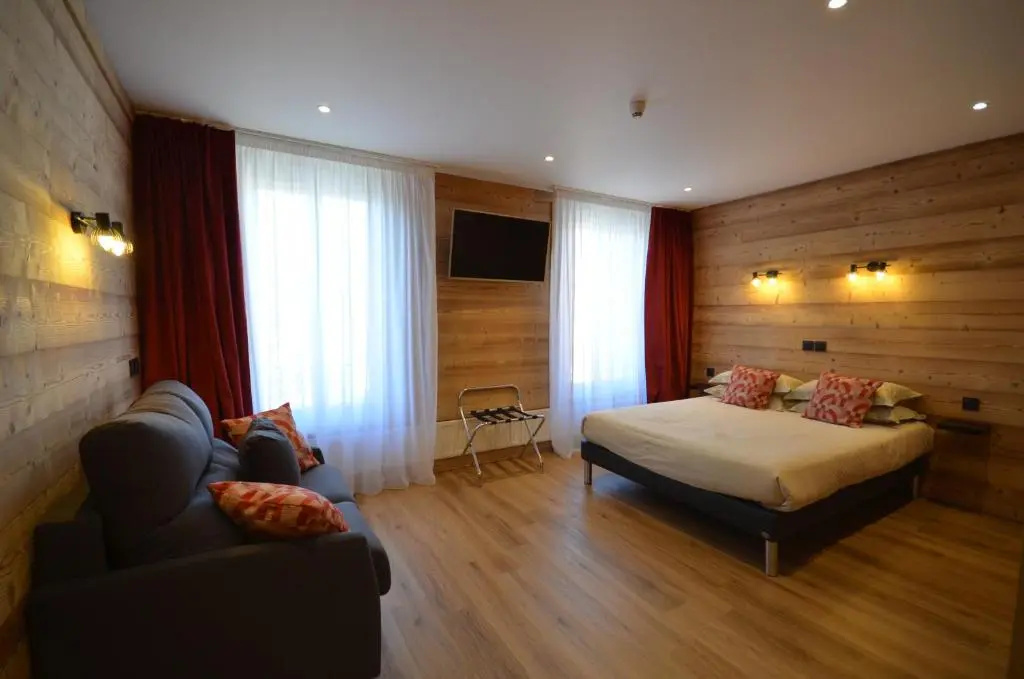 Superior Triple room