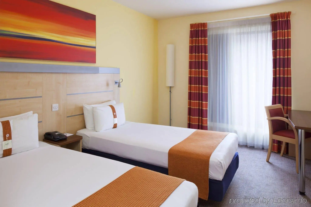 Holiday Inn Express Cheltenham by IHG - Général
