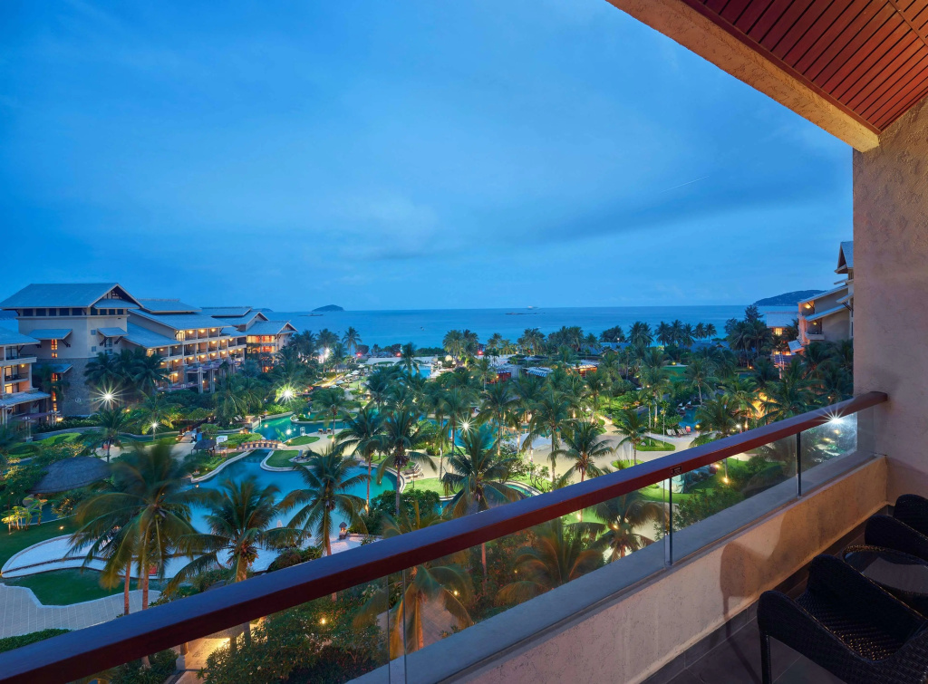 Hilton Sanya Yalong Bay Resort & Spa - 2