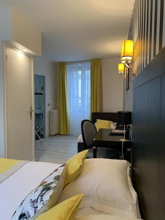 Superior Double room (full double bed)