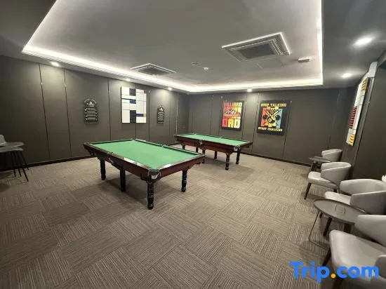 R&F Phase 2 3Bed 1Bath by Kinetic Retreats
