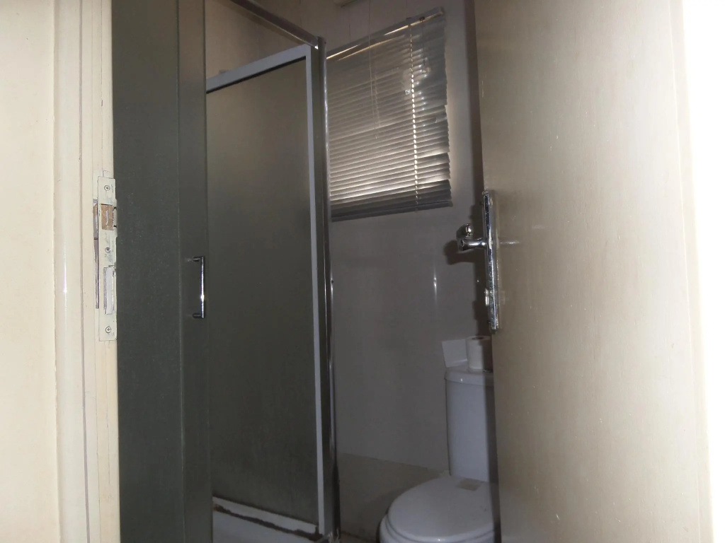 Executive Double room (full double bed)