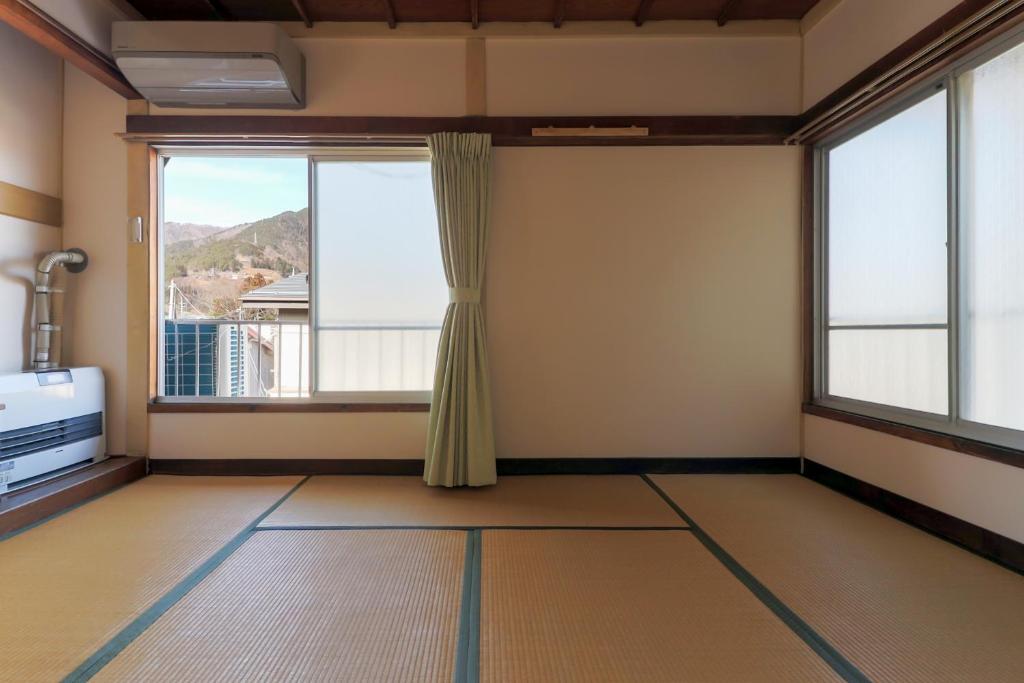 富士吉田ユースホステル Fujiyoshida Youth Hostel by null