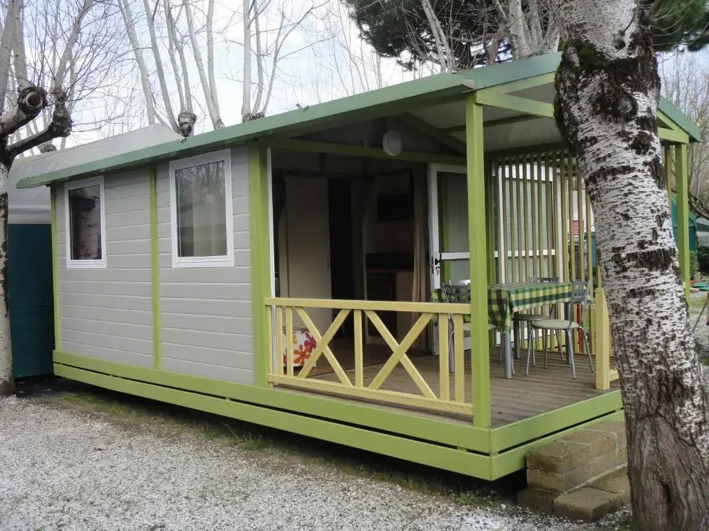 Standard Bungalow