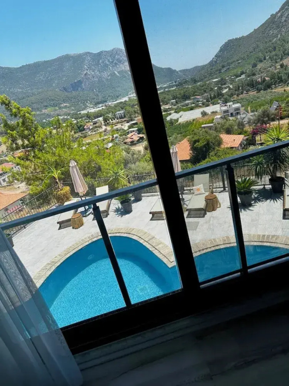 Standard Double room with pool view (full double bed)