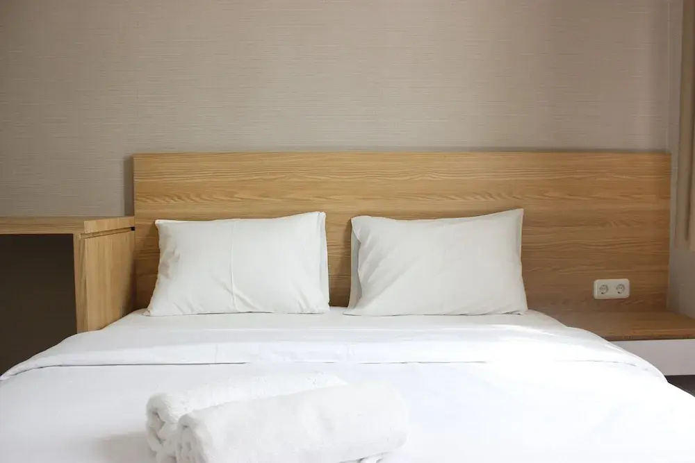 Private 1BR Apartment Parahyangan Residence With Mountain View