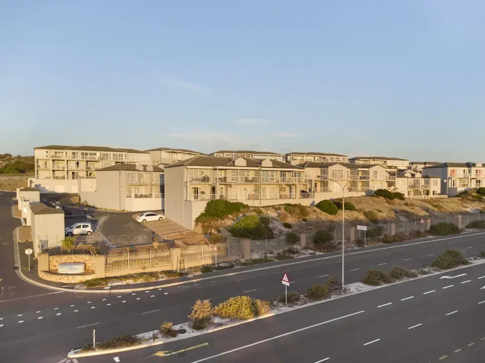 Dolphin Ridge 108