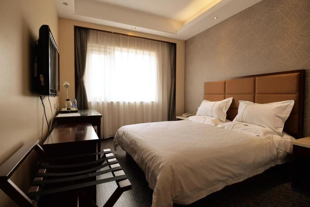 Langyun Hotel(Zhangshan Branch)