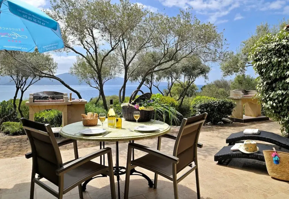 1 Bedroom Superior Cottage with sea view