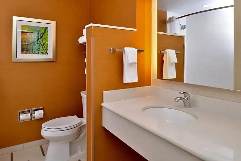 Fairfield Inn & Suites Sacramento Airport Woodland - Chambres