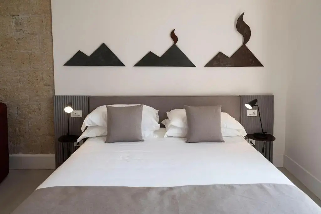 Executive Double room (full double bed)