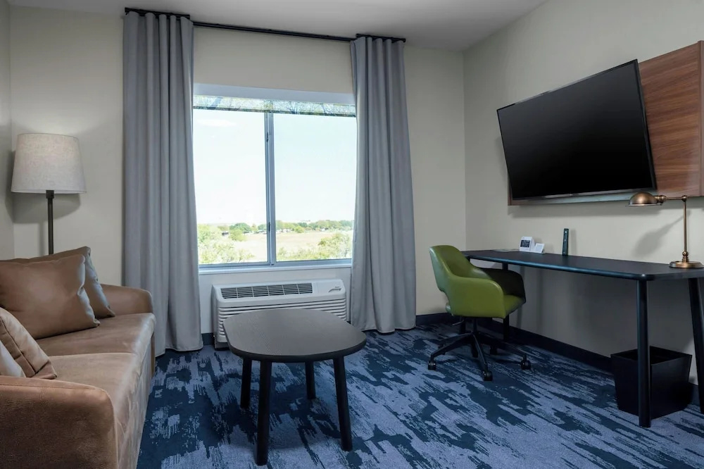Fairfield Inn & Suites by Marriott Dallas DFW Airport North/ Irving - Chambres