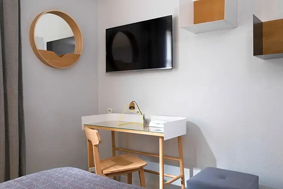 Classic Quadruple room