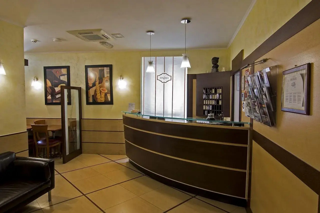 Hotel photo 2