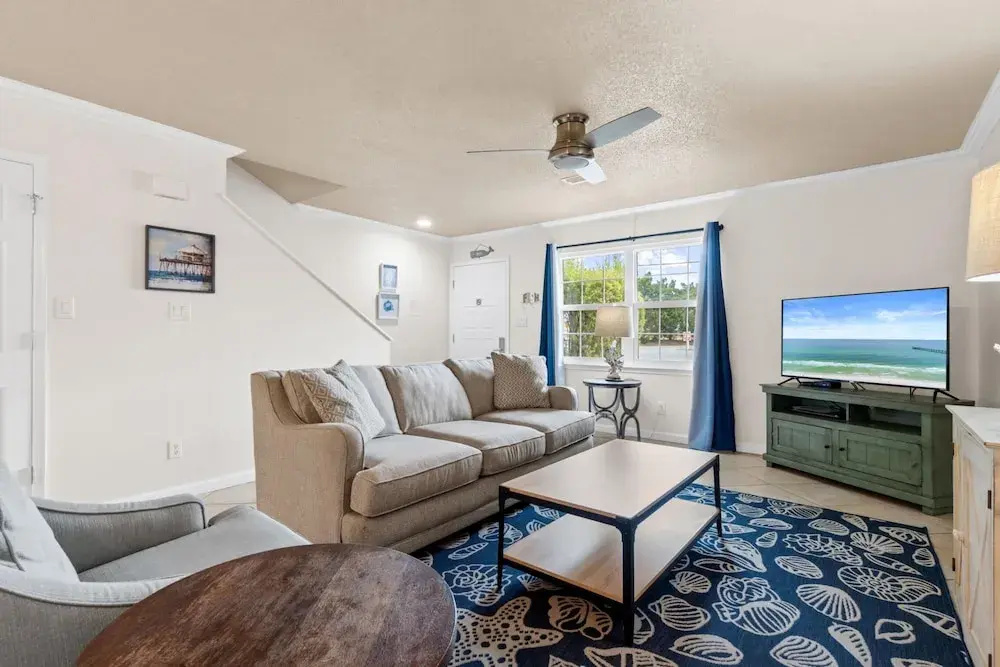 Woodland Shores Beach Resort by Panhandle Getaways - Chambres