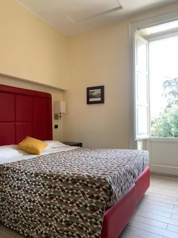 Classic Double room with balcony and with city view (full double bed)