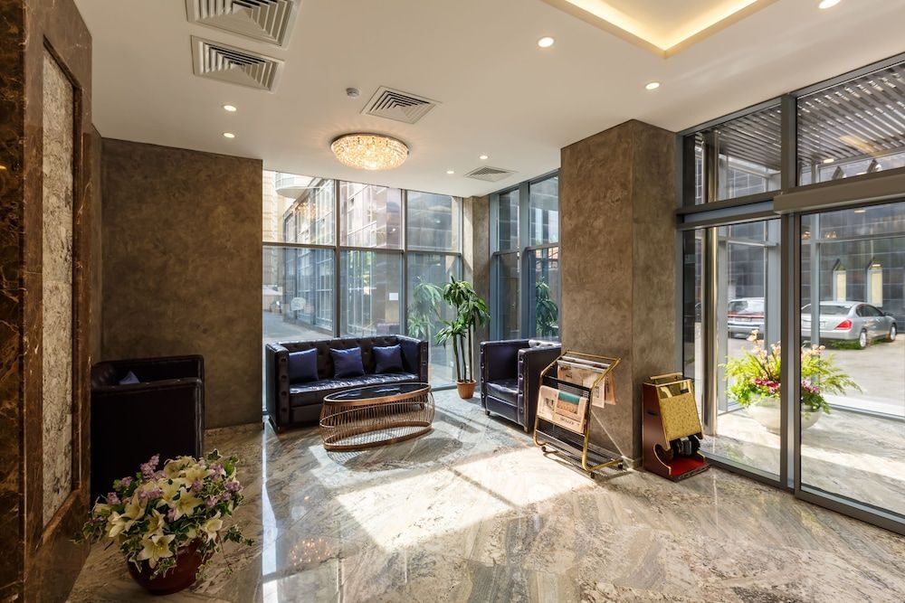 Алматы: Отель Shera Park Boutique Hotel