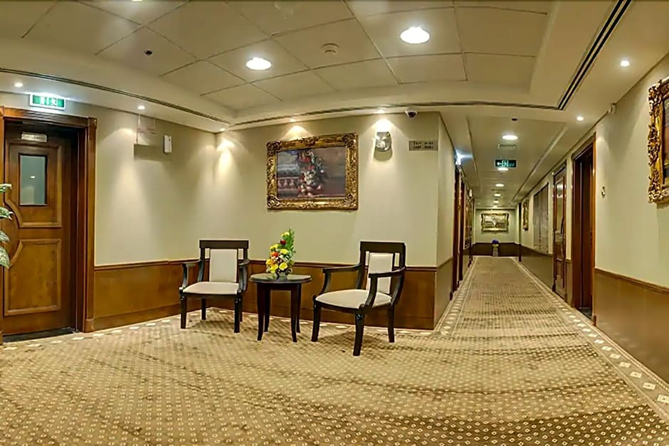 Deira Suites Deluxe Hotel Suites