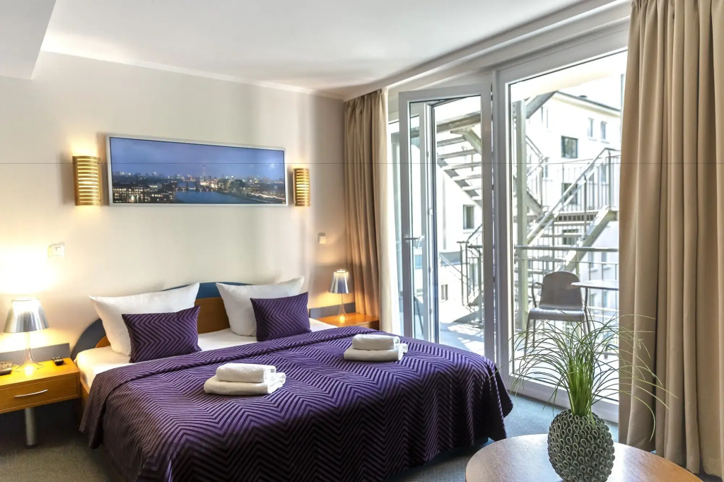 Balcony & Terrace