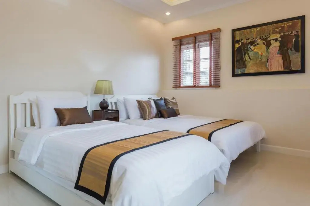 Deluxe Double room (twin beds)