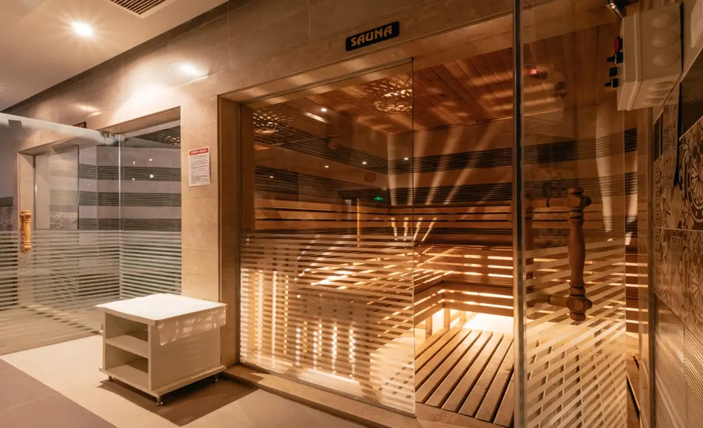 AMC Royal Hotel & Spa