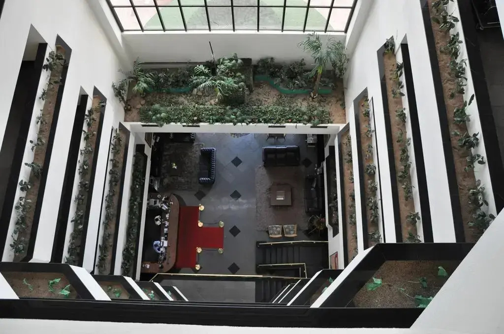 Balcony & Terrace