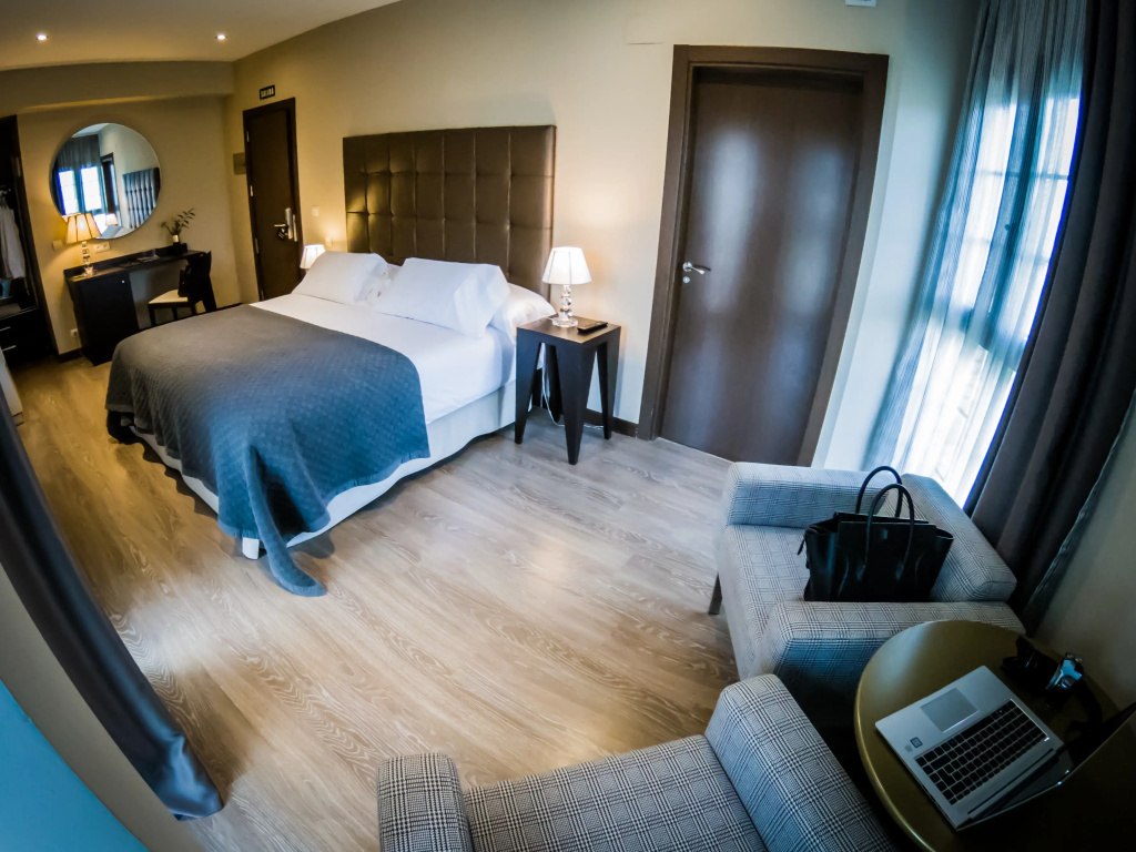 Pamplona Catedral Hotel - Général
