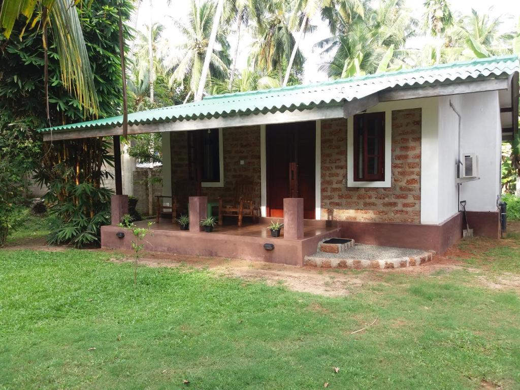 Kumbukgahawatta Hotel